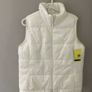 NWT White Puffer Vest